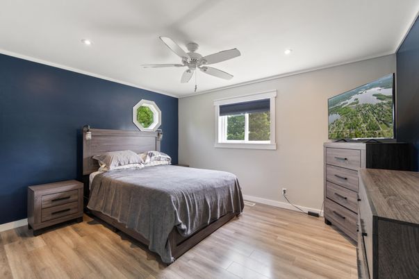 Bedroom, Interior, Recessed Lighting, Wood Texture Flooring