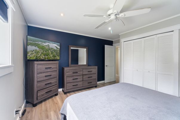 Bedroom, Interior, Recessed Lighting, Wood Texture Flooring