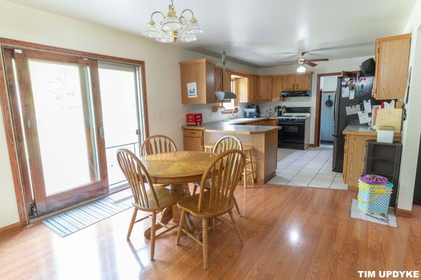Chandelier, Dining room, Interior, Kitchen, Wood Texture Flooring