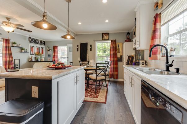Dining room, Interior, Kitchen, Pendant Lights, Recessed Lighting, Wood Texture Flooring