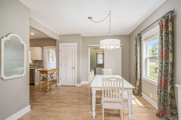 Chandelier, Dining room, Interior, Recessed Lighting, Wood Texture Flooring