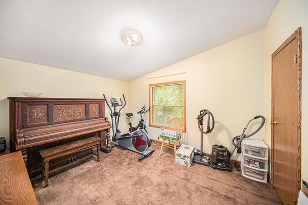 Fitness Equipment, Interior, Piano