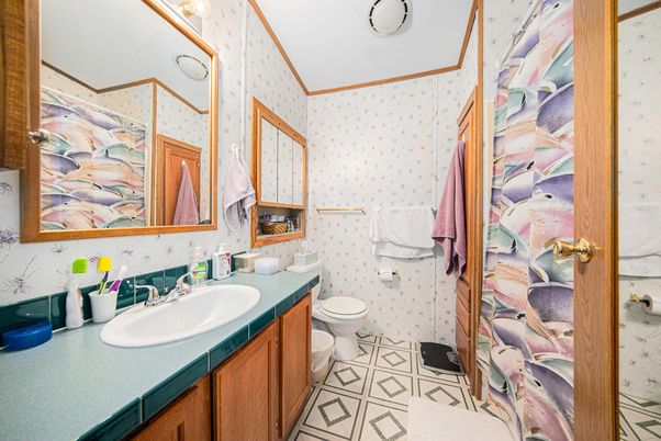 Bathroom, Interior