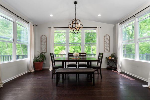 Chandelier, Dining room, Interior, Recessed Lighting, Wood Texture Flooring