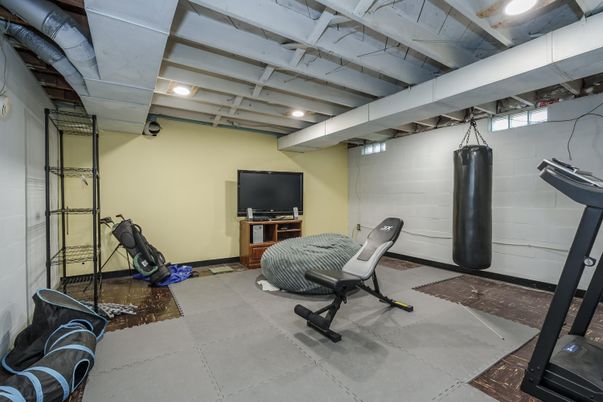 Fitness Equipment, Interior, Recessed Lighting
