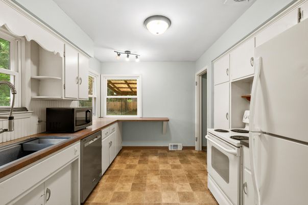 Interior, Kitchen, Stainless Steel Appliances