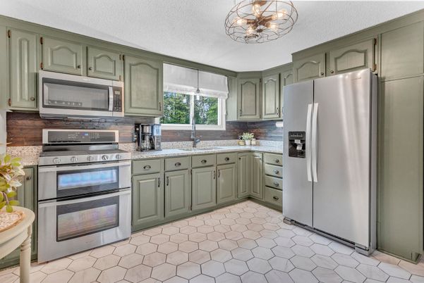 Interior, Kitchen, Stainless Steel Appliances