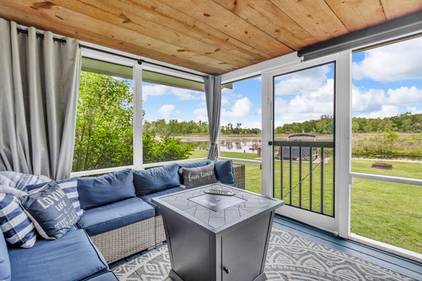 Interior, Living room, Sun Room, Water, Wooden Ceilings