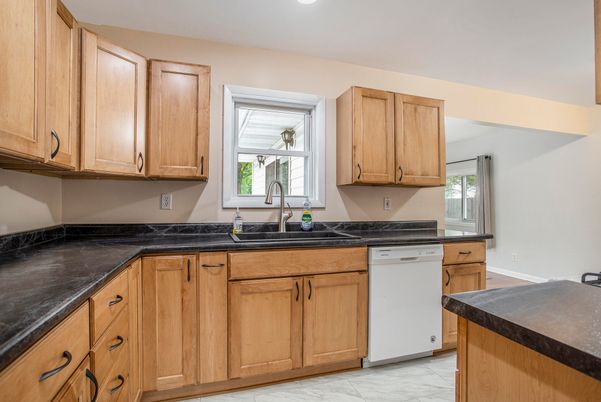 Interior, Kitchen, Marble, Recessed Lighting