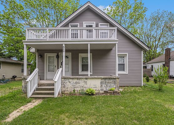 Exterior, Facade, Queen Anne Victorian