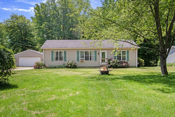 Backyard, Detached Garage, Exterior