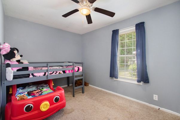Game Room, Interior