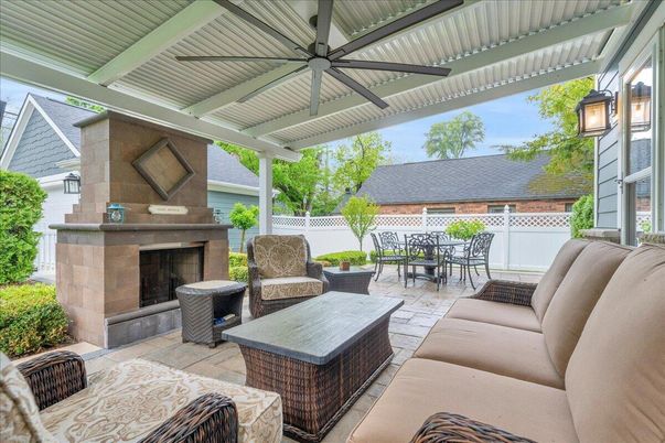 Exterior, Fireplace