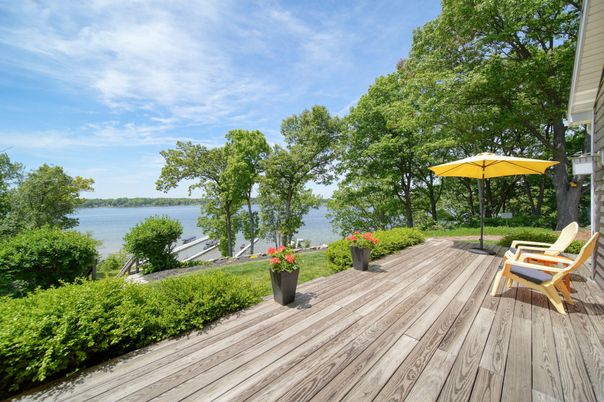 Exterior, Water