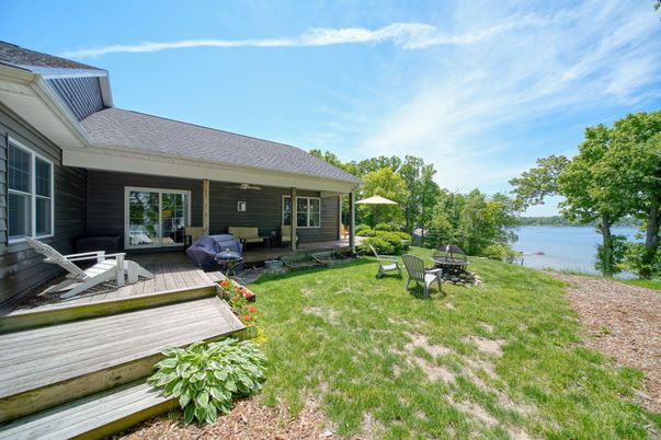Backyard, Exterior, Water