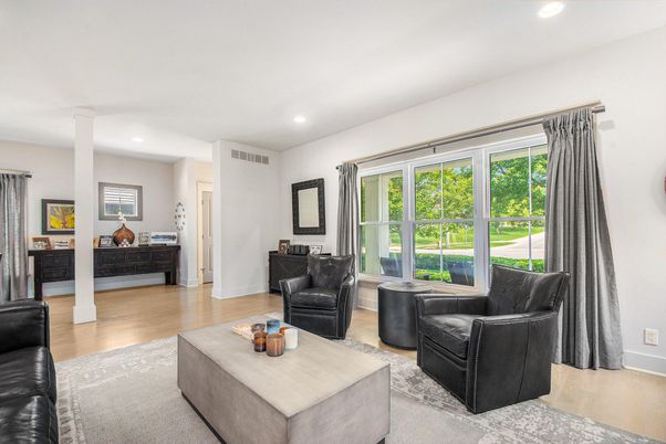 Interior, Living room, Recessed Lighting, Wood Texture Flooring