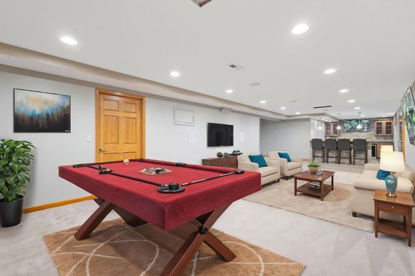 Billiard Table, Game Room, Interior, Living room, Recessed Lighting