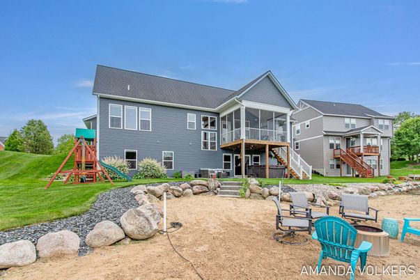 Backyard, Exterior, Playground