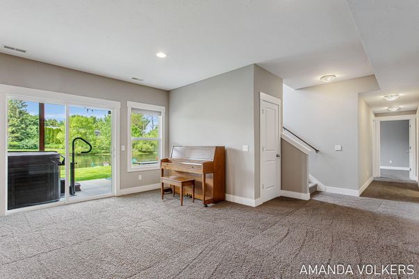 Interior, Piano, Recessed Lighting