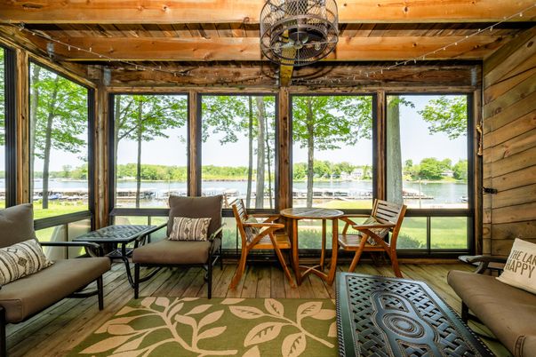 Interior, Sun Room, Water, Wooden Beams, Wooden Ceilings, Wood Texture Flooring, Wooden Walls