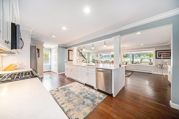 Interior, Kitchen, Pendant Lights, Recessed Lighting, Wood Texture Flooring