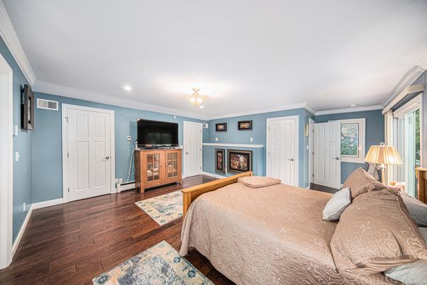 Bedroom, Fireplace, Interior, Recessed Lighting, Wood Texture Flooring