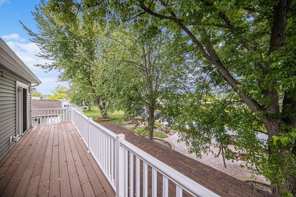 Exterior, Wood Texture Flooring