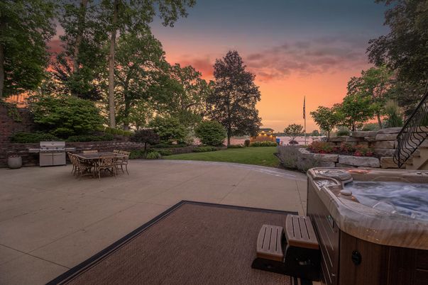 Backyard, Exterior, Hot Tub