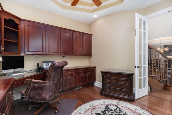 Home Office, Interior, Recessed Lighting, Wood Texture Flooring