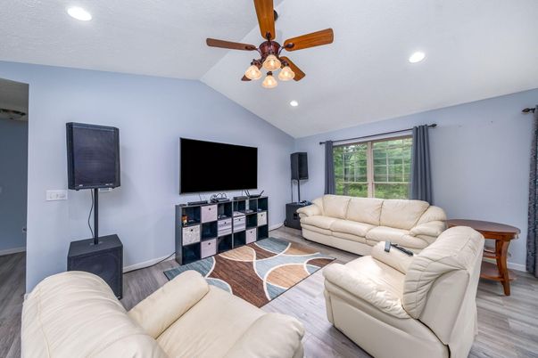 Interior, Living room, Recessed Lighting, Wood Texture Flooring