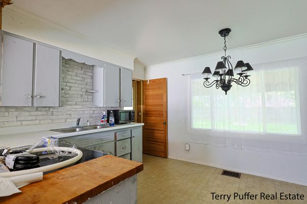 Chandelier, Interior, Kitchen, Stone Walls