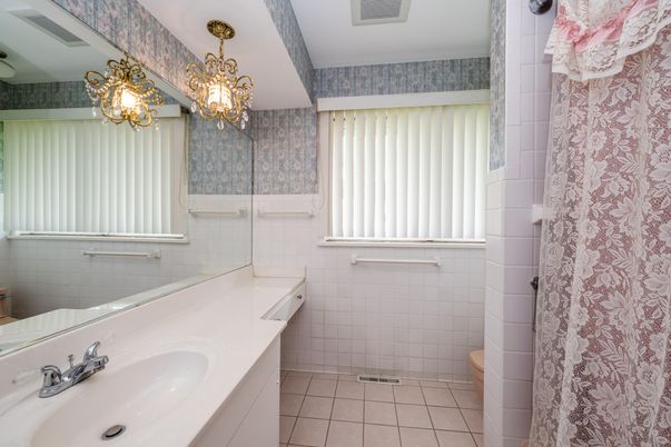 Bathroom, Chandelier, Interior