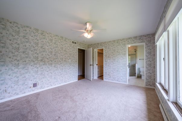 Bathroom, Empty room, Interior