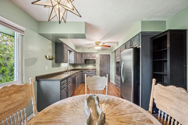 Dining room, Interior, Kitchen, Stainless Steel Appliances, Wood Texture Flooring