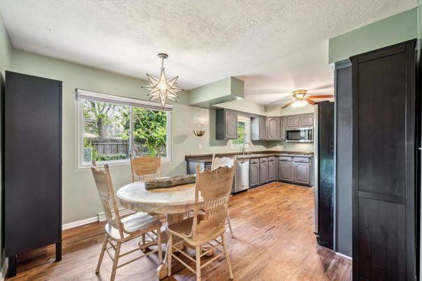 Dining room, Interior, Kitchen, Pendant Lights, Wood Texture Flooring