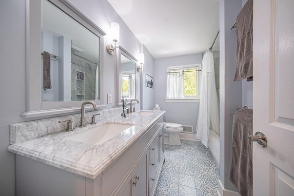 Bathroom, Dual Sink Vanities, Interior
