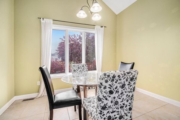 Dining room, Interior, Pendant Lights