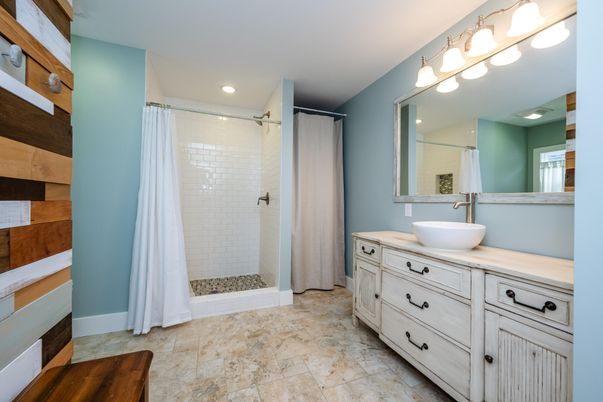 Bathroom, Interior, Recessed Lighting