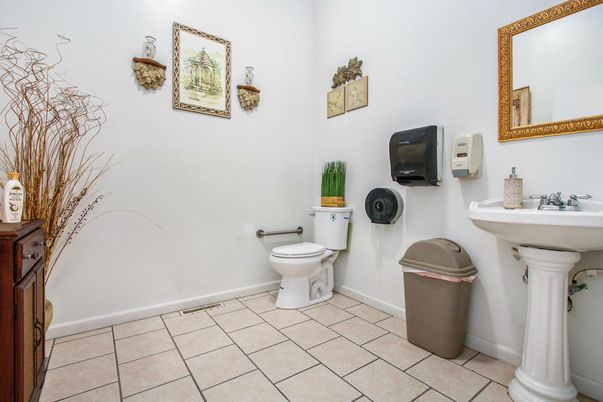 Bathroom, Interior