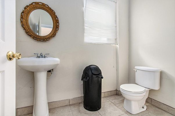 DE Listing image placeholder