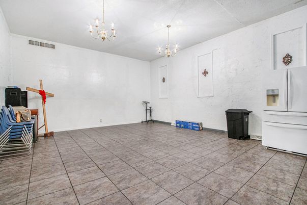 Chandelier, Empty room, Interior