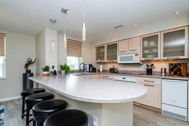 Interior, Kitchen, Pendant Lights, Recessed Lighting, Wood Texture Flooring