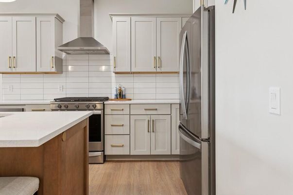 Interior, Kitchen, Stainless Steel Appliances, Wood Texture Flooring