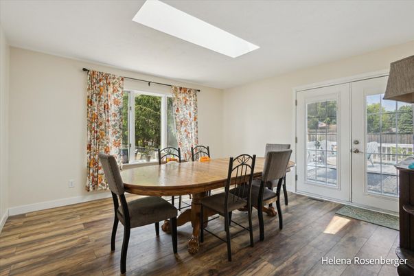 Dining room, Interior, Wood Texture Flooring