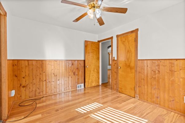 Empty room, Interior, Wood Texture Flooring, Wooden Walls
