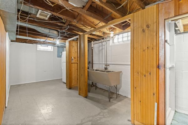 Interior, Wooden Beams, Wooden Walls