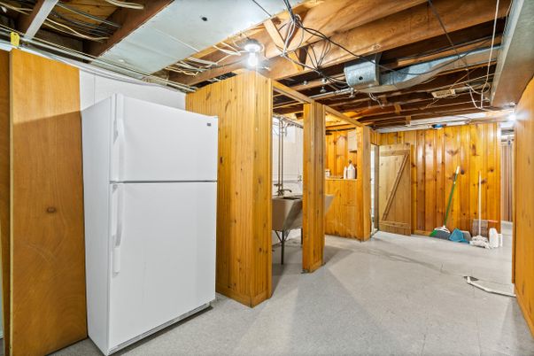 Interior, Wooden Walls