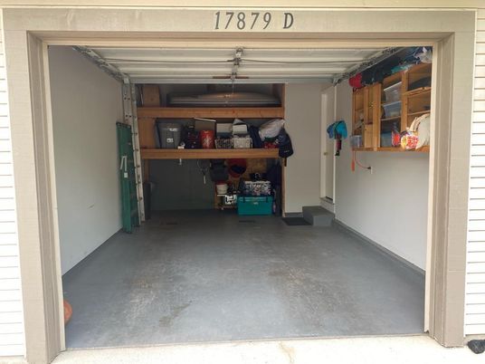 Garage, Interior