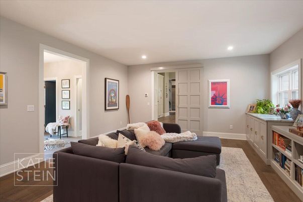 Interior, Living room, Recessed Lighting, Wood Texture Flooring