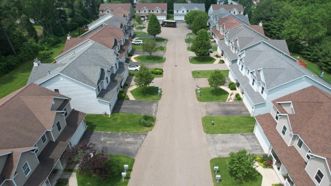 Exterior, Drone